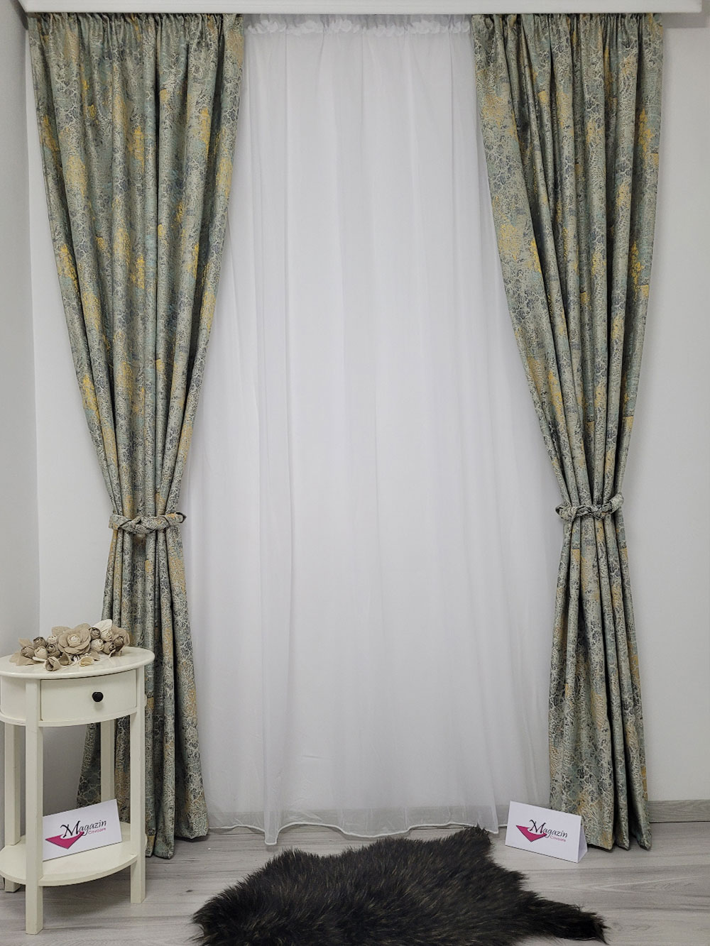 Draperie gri/galben cu model cromatic