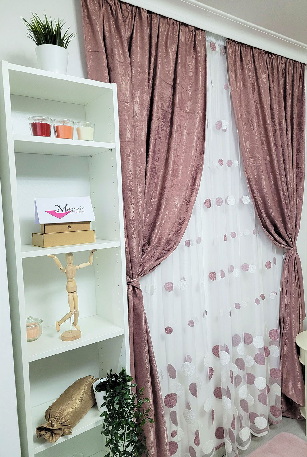 Set draperie si perdea, buline roz