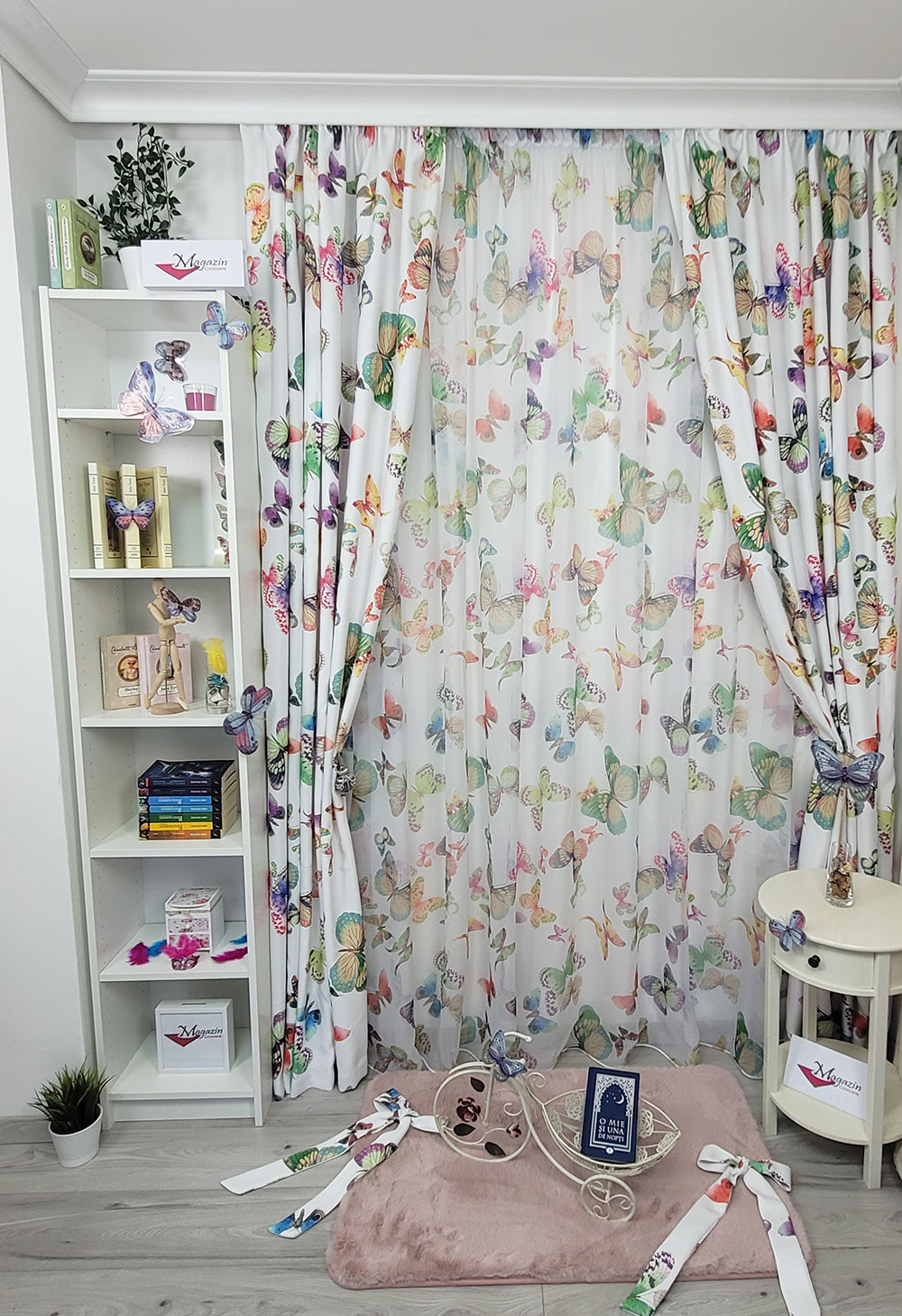 Set draperie si perdea, fluturi colorati