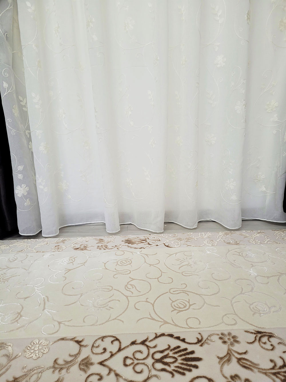 Perdea alba nature black out