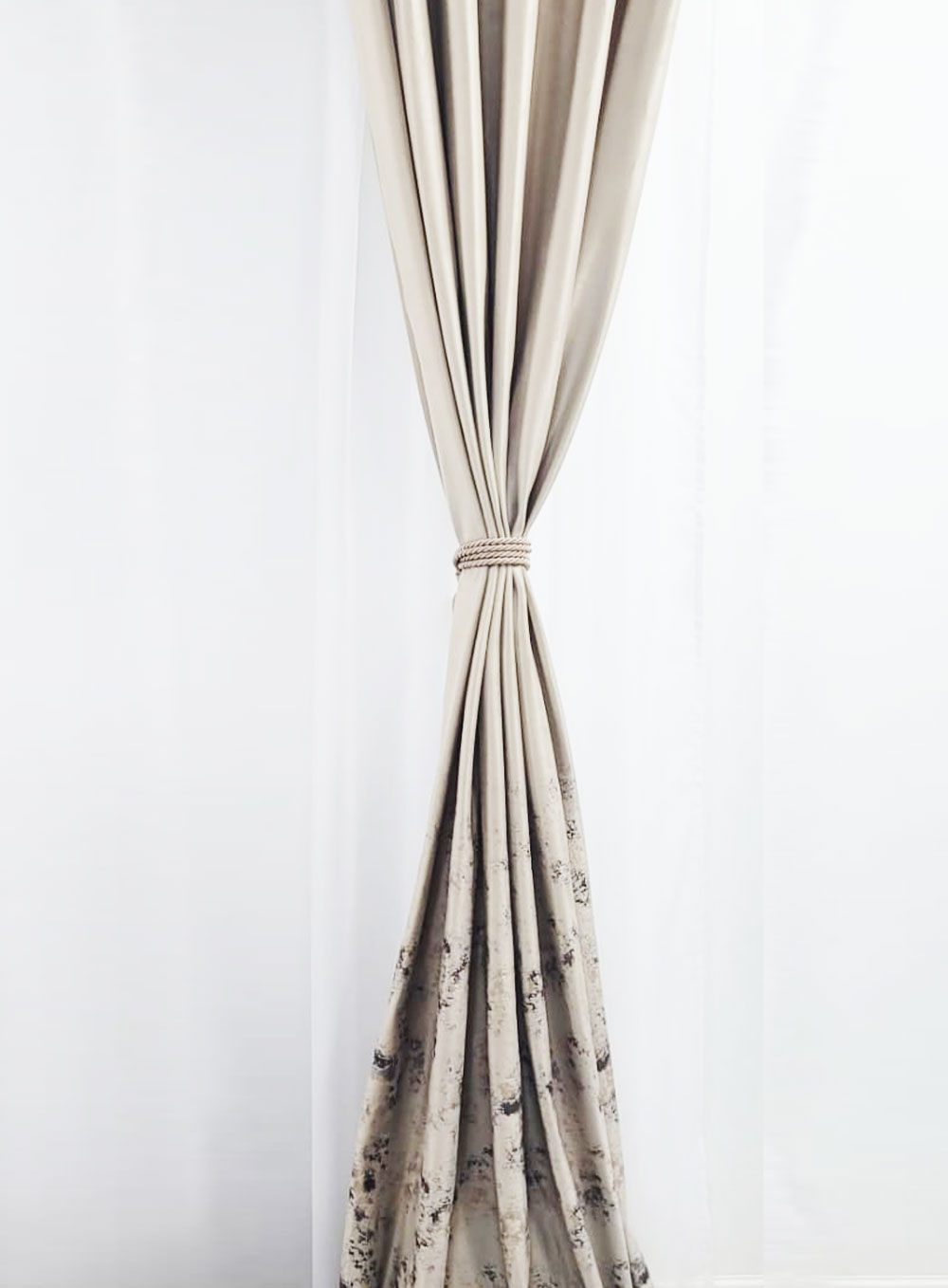 Draperie Catifea Cappucino cu insertii