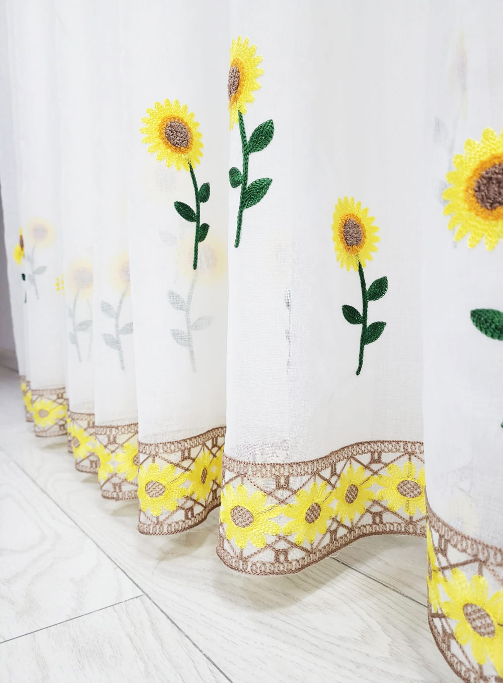 Perdea de bucatarie cu floarea soarelui