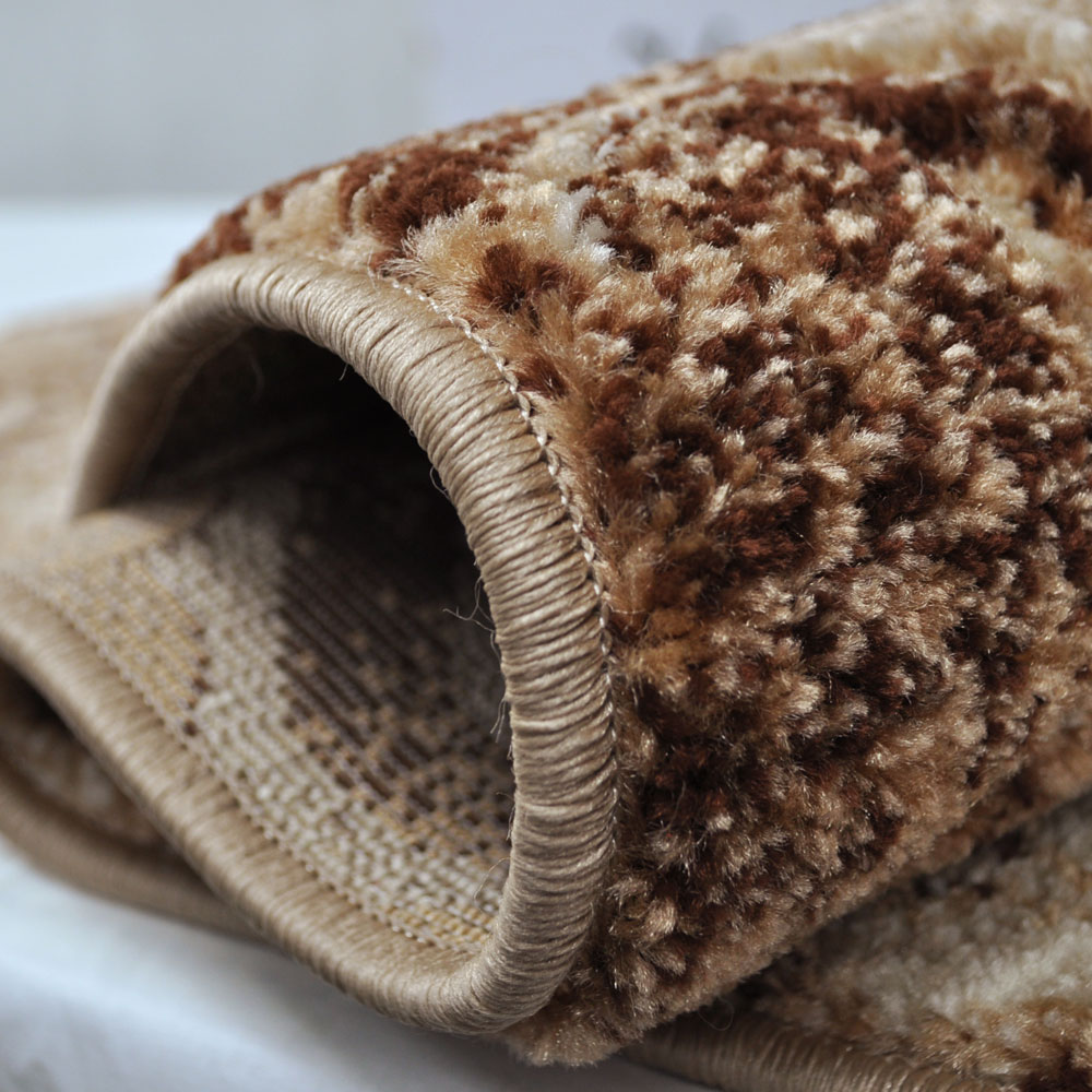 Traversa moderna cu model tribal T15